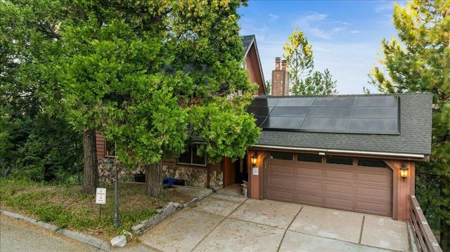 27621 Cedarwood Drive, Lake Arrowhead, CA 92352