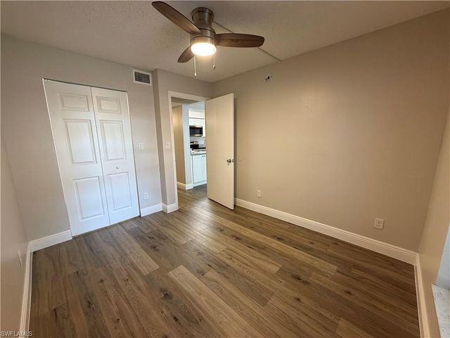 5307 Summerlin RD 706, Fort Myers, FL 33919