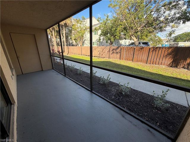 5307 Summerlin RD 706, Fort Myers, FL 33919