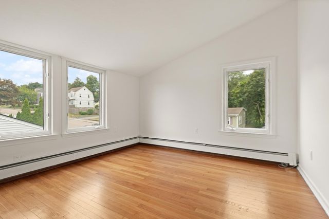 27 Miller Ave, Braintree, MA 02184