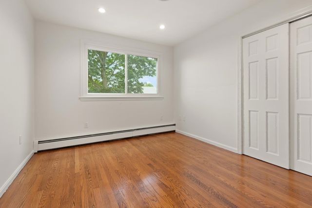 27 Miller Ave, Braintree, MA 02184