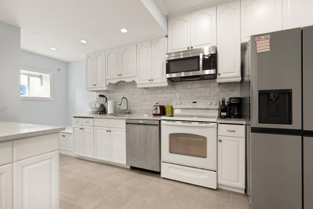 27 Miller Ave, Braintree, MA 02184