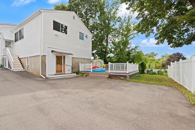27 Miller Ave, Braintree, MA 02184
