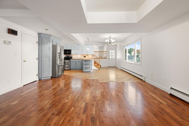 27 Miller Ave, Braintree, MA 02184