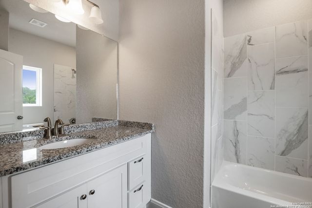 2820 Puter Creek Rd Unit B, Spring Branch, TX 78070