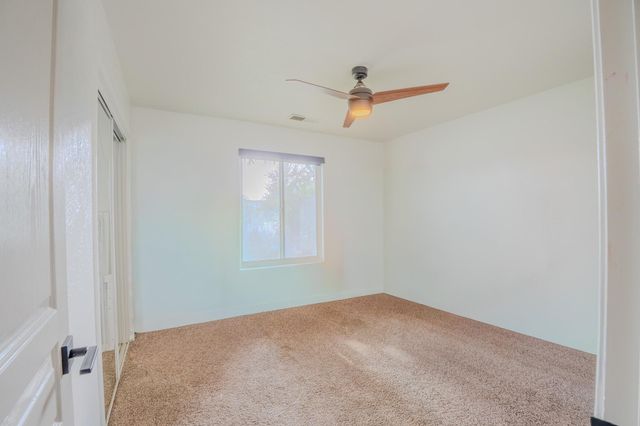 1136 W Seeger Avenue, Visalia, CA 93277