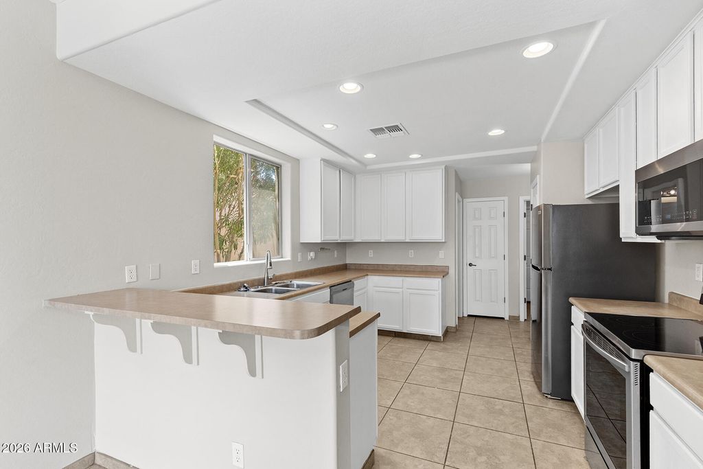 32933 N DOUBLE BAR Road, San Tan Valley, AZ 85144 — photo 3