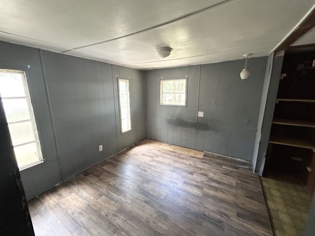 305 Live Oak Lane, Mabank, TX 75156