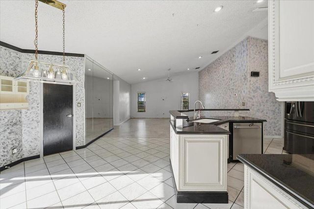 8870 NW 49th Drive, Coral Springs, FL 33067