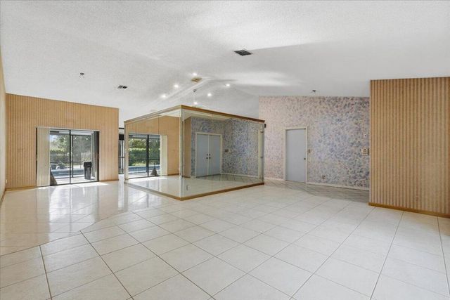 8870 NW 49th Drive, Coral Springs, FL 33067