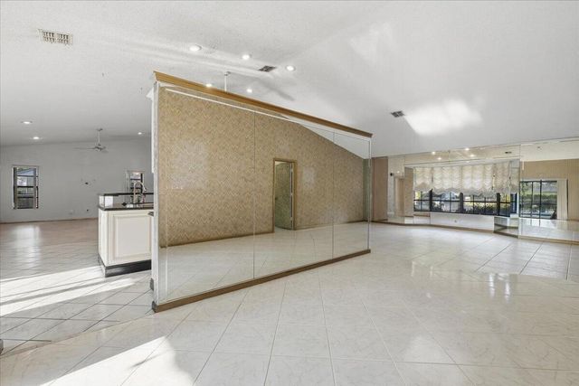 8870 NW 49th Drive, Coral Springs, FL 33067