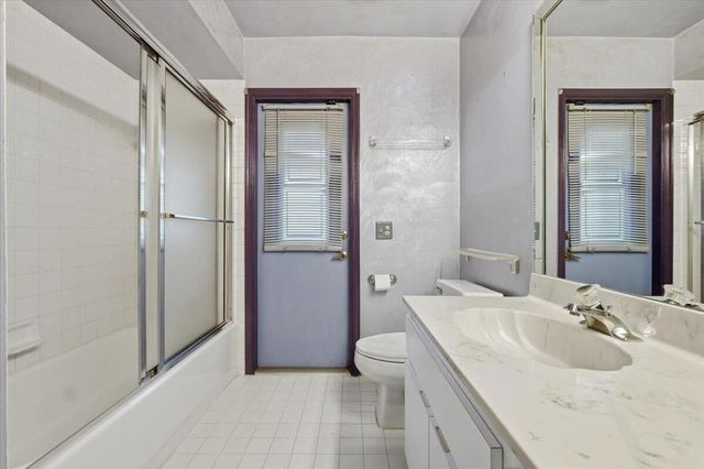 8870 NW 49th Drive, Coral Springs, FL 33067