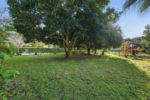 8870 NW 49th Drive, Coral Springs, FL 33067