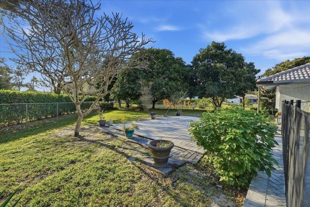 8870 NW 49th Drive, Coral Springs, FL 33067