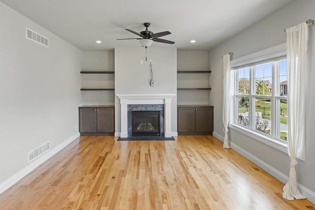 2618 Smoky Trail, Fitchburg, WI 53711