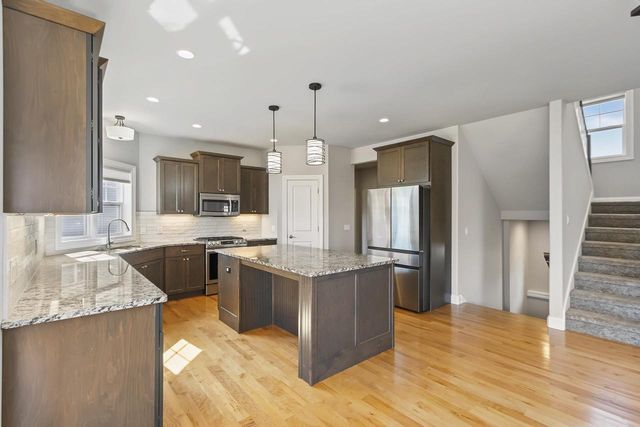 2618 Smoky Trail, Fitchburg, WI 53711