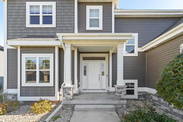 2618 Smoky Trail, Fitchburg, WI 53711