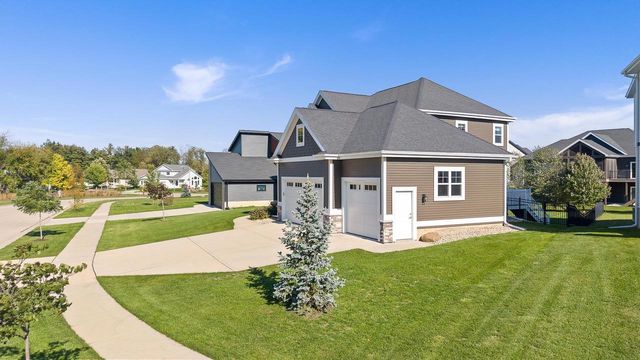2618 Smoky Trail, Fitchburg, WI 53711