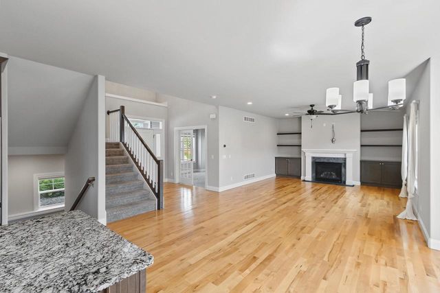 2618 Smoky Trail, Fitchburg, WI 53711