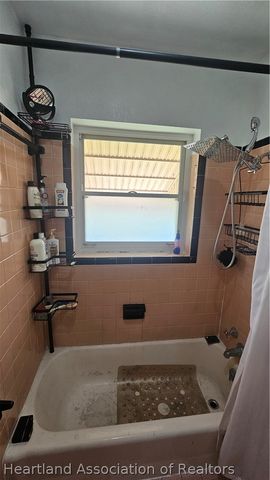 311 E Walnut Street, Avon Park, FL 33825