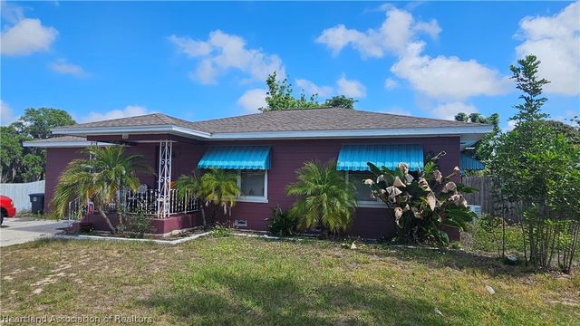 311 E Walnut Street, Avon Park, FL 33825