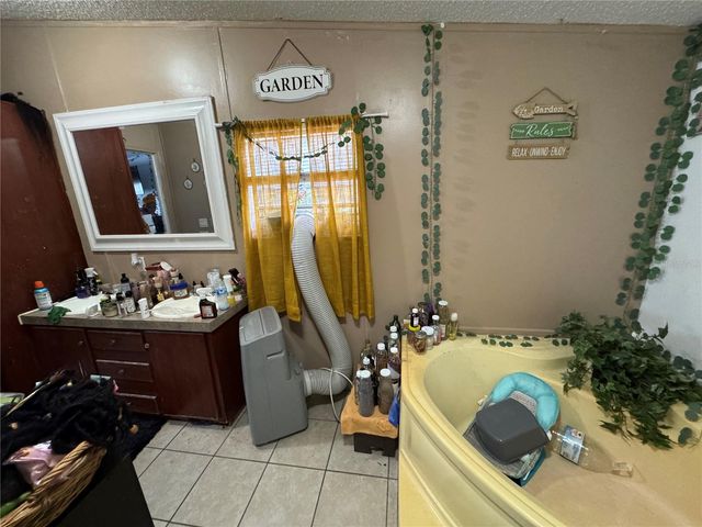 31601 SPRUCE DRIVE, Eustis, FL 32736