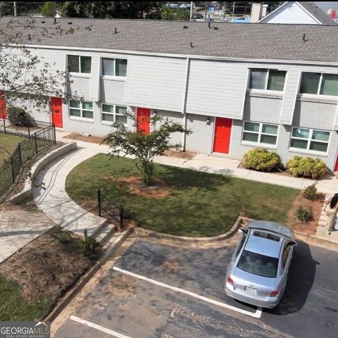 4550 Washington D4, East Point, GA 30349