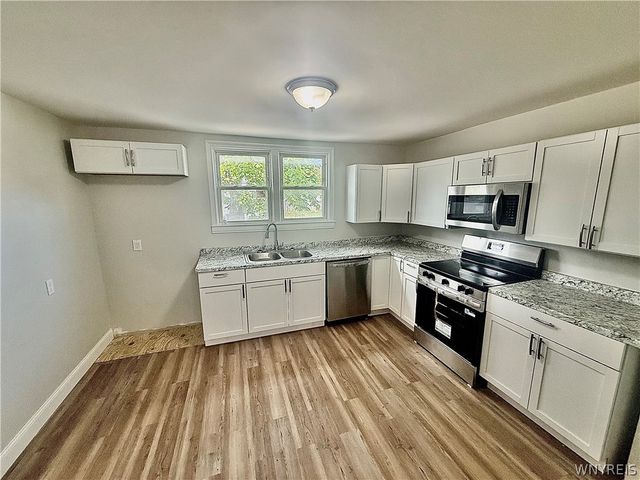 839 17th Street, Niagara Falls, NY 14301