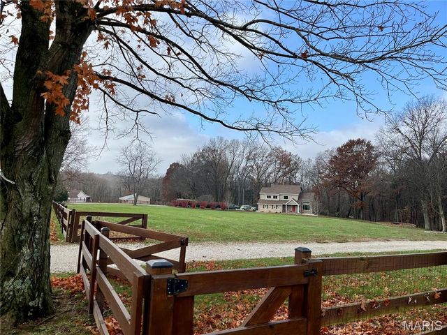 103 Meadow Lane, Labadie, MO 63055