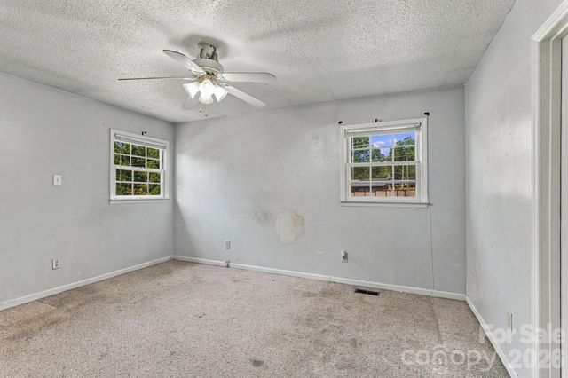 2116 Deepwood Court, Gastonia, NC 28054