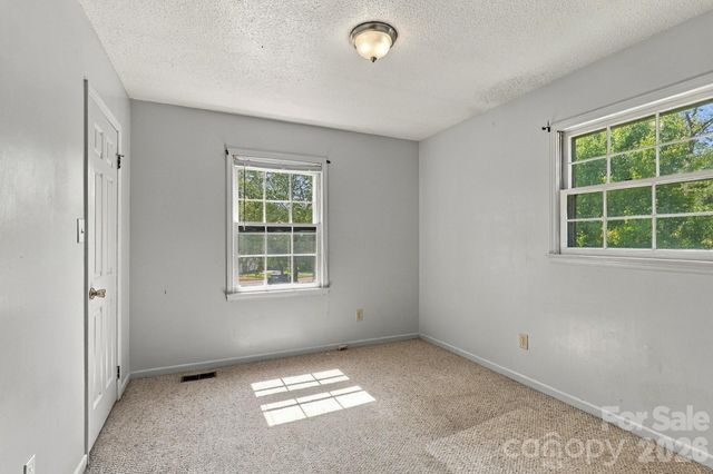 2116 Deepwood Court, Gastonia, NC 28054