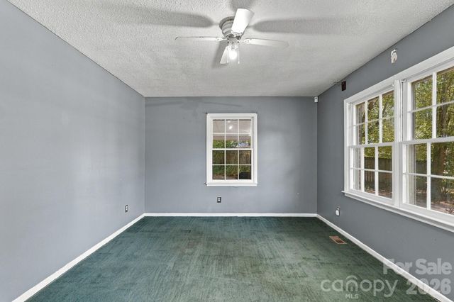 2116 Deepwood Court, Gastonia, NC 28054
