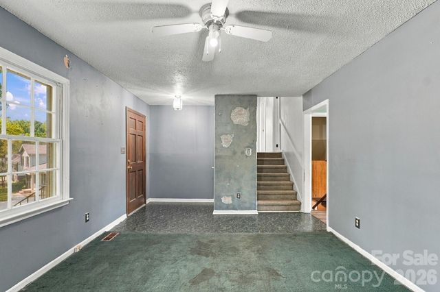 2116 Deepwood Court, Gastonia, NC 28054