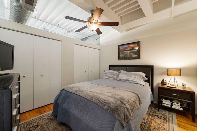 2911 N Western Avenue 513, Chicago, IL 60618