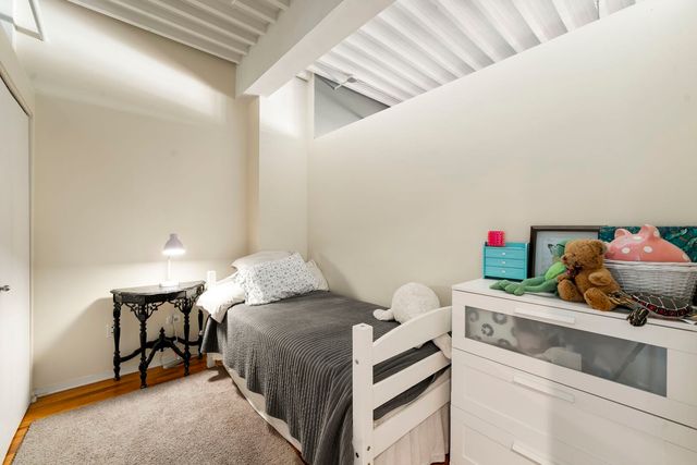 2911 N Western Avenue 513, Chicago, IL 60618