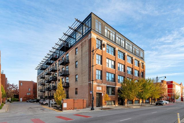 2911 N Western Avenue 513, Chicago, IL 60618