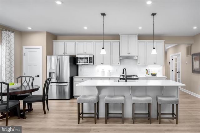 380 KELSO DR, Camp Hill, PA 17011