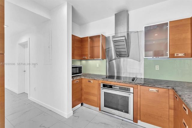 10065 Bay Harbor Ter, Bay Harbor Islands, FL 33154