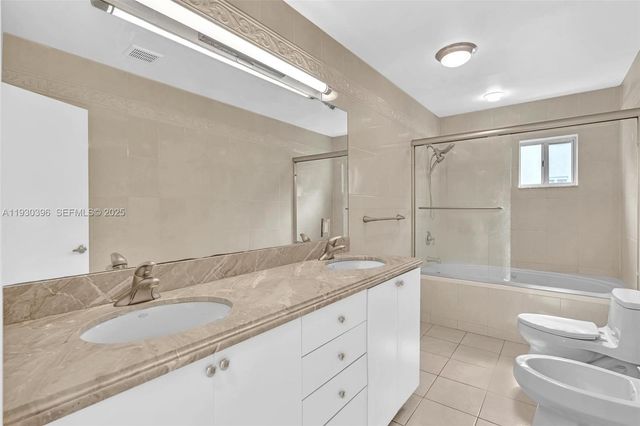 10065 Bay Harbor Ter, Bay Harbor Islands, FL 33154