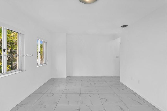 10065 Bay Harbor Ter, Bay Harbor Islands, FL 33154