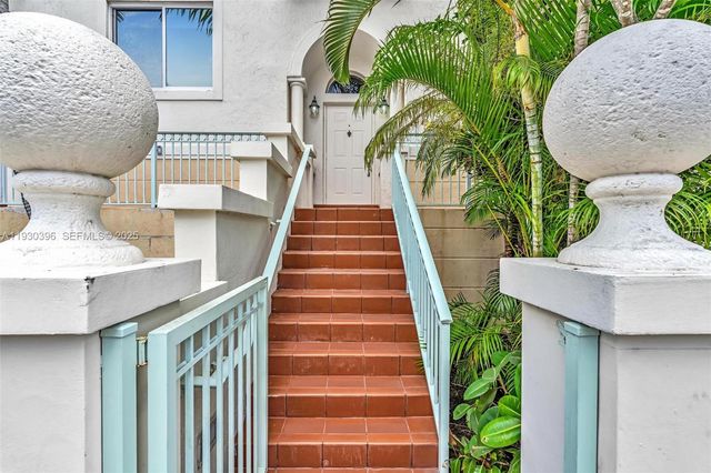 10065 Bay Harbor Ter, Bay Harbor Islands, FL 33154