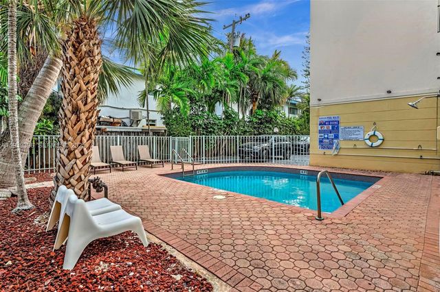 10065 Bay Harbor Ter, Bay Harbor Islands, FL 33154