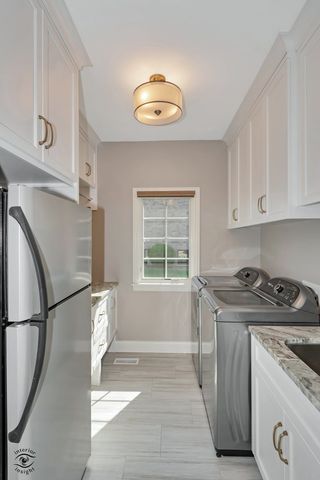 10829 Warwick Lane, Orland Park, IL 60462
