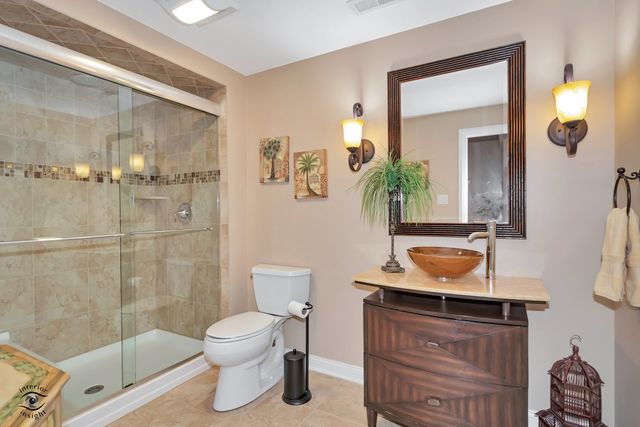 10829 Warwick Lane, Orland Park, IL 60462