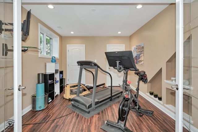 10829 Warwick Lane, Orland Park, IL 60462