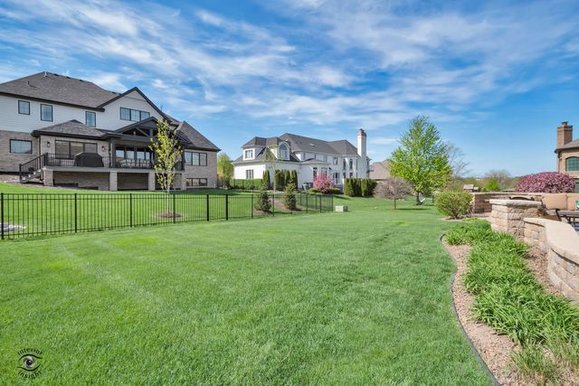 10829 Warwick Lane, Orland Park, IL 60462