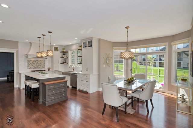 10829 Warwick Lane, Orland Park, IL 60462