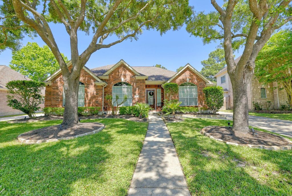 12923 Lady Jane Court, Houston, TX 77044