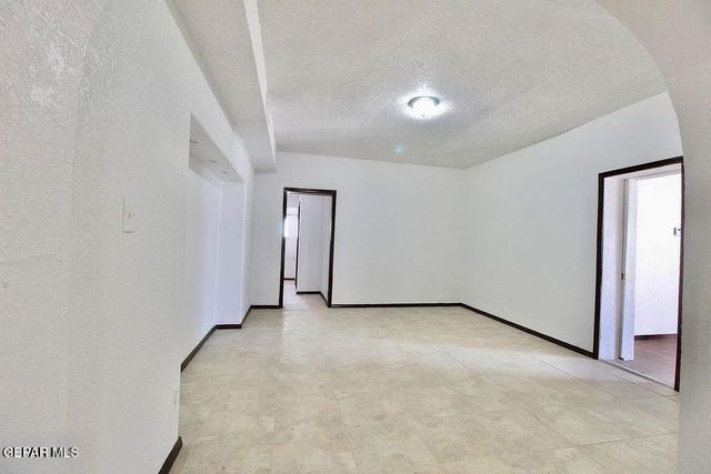 9967 Gideon Circle, Socorro, TX 79927