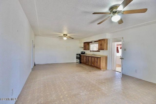 9967 Gideon Circle, Socorro, TX 79927